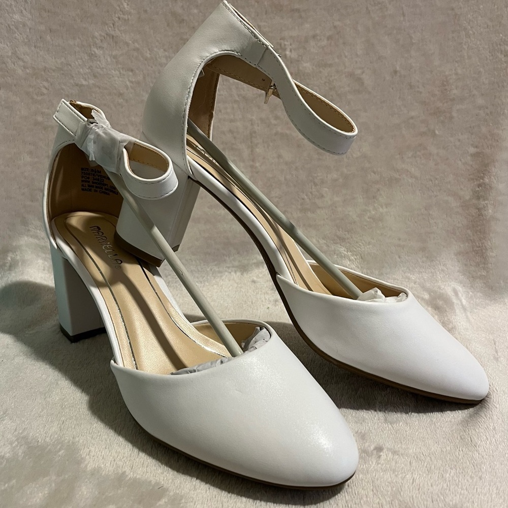 NIB Marbella ankle strap white heels size 8.5 M